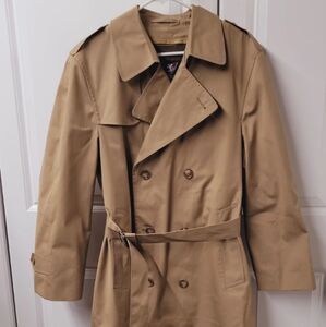 Austin Reed Trench Coat Men's Size: 40S Button Belt Vintage